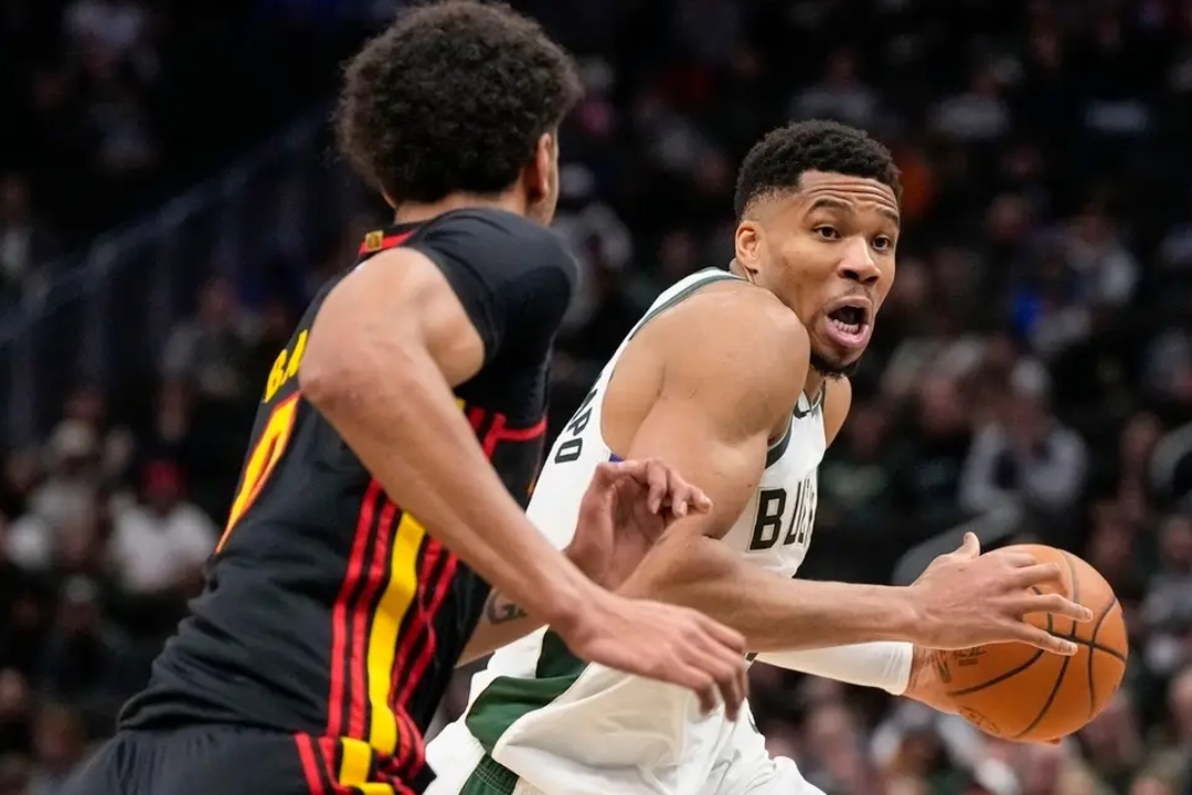 黄蜂翻盘墨西哥男篮，利拉德制霸全场