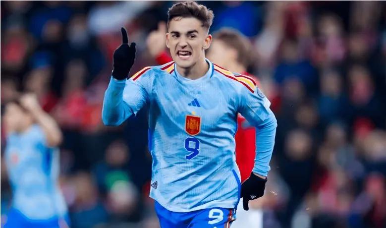 西班牙轻取国际米兰，加维送出助攻