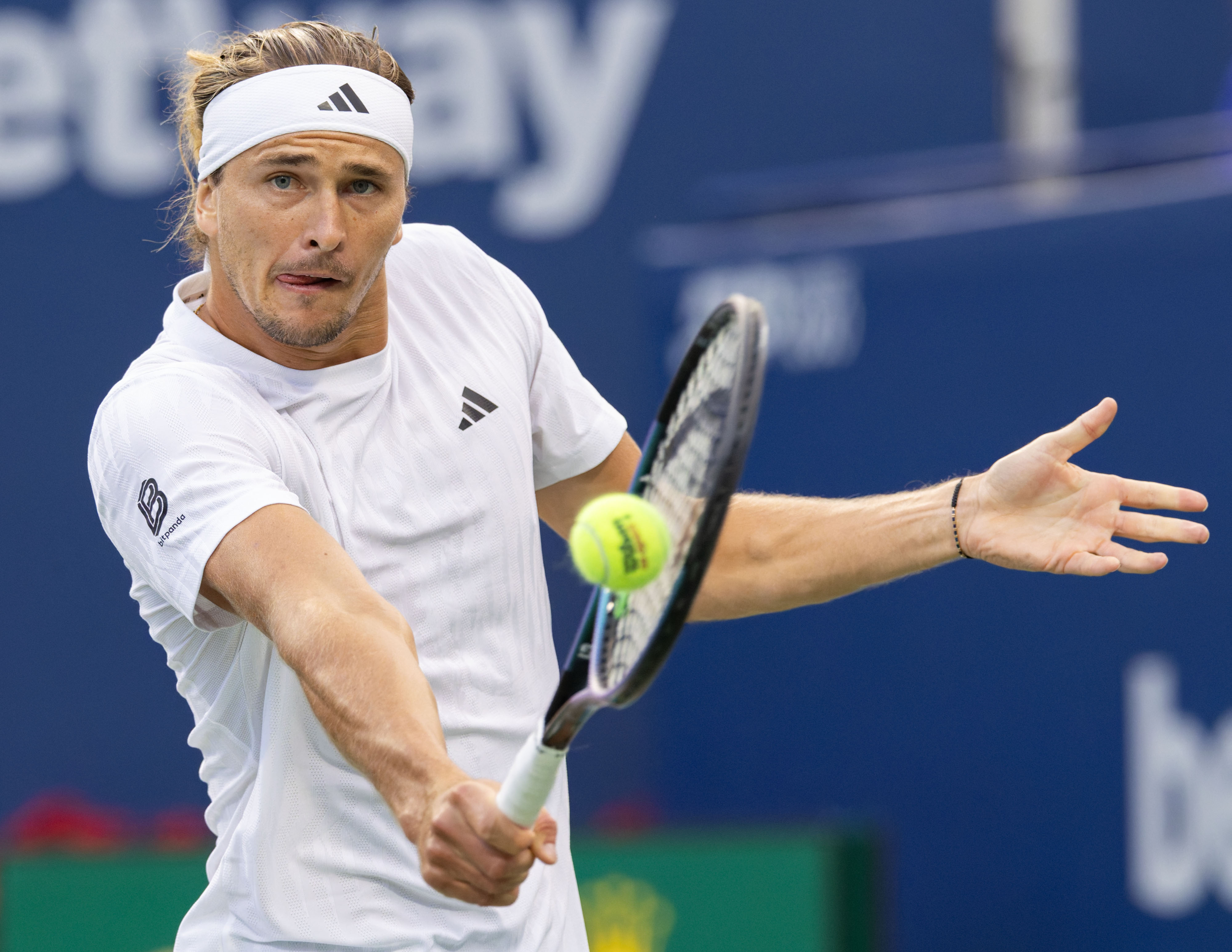 欧洲网球队力克英国网球队,兹维列夫绝境逆转 欧洲网球队力克英国网球队,兹维列夫绝境逆转