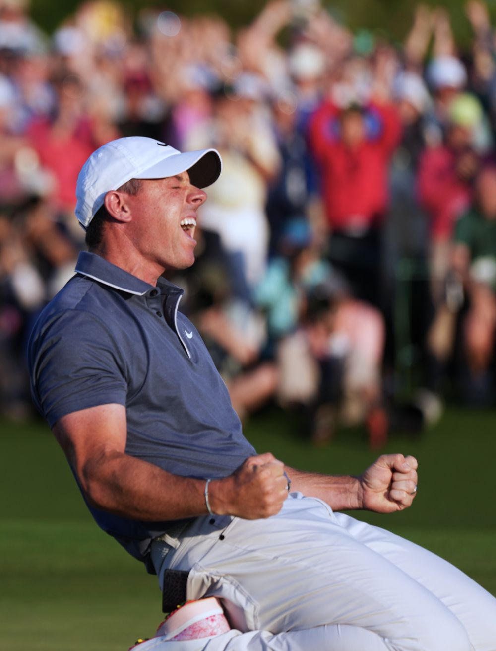 高尔夫决赛震撼开打，巅峰对决引爆全场