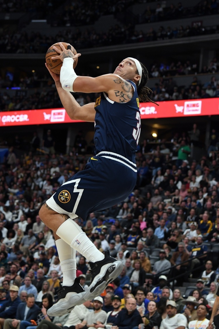 江苏队轻取吉林队，约基奇统治全场