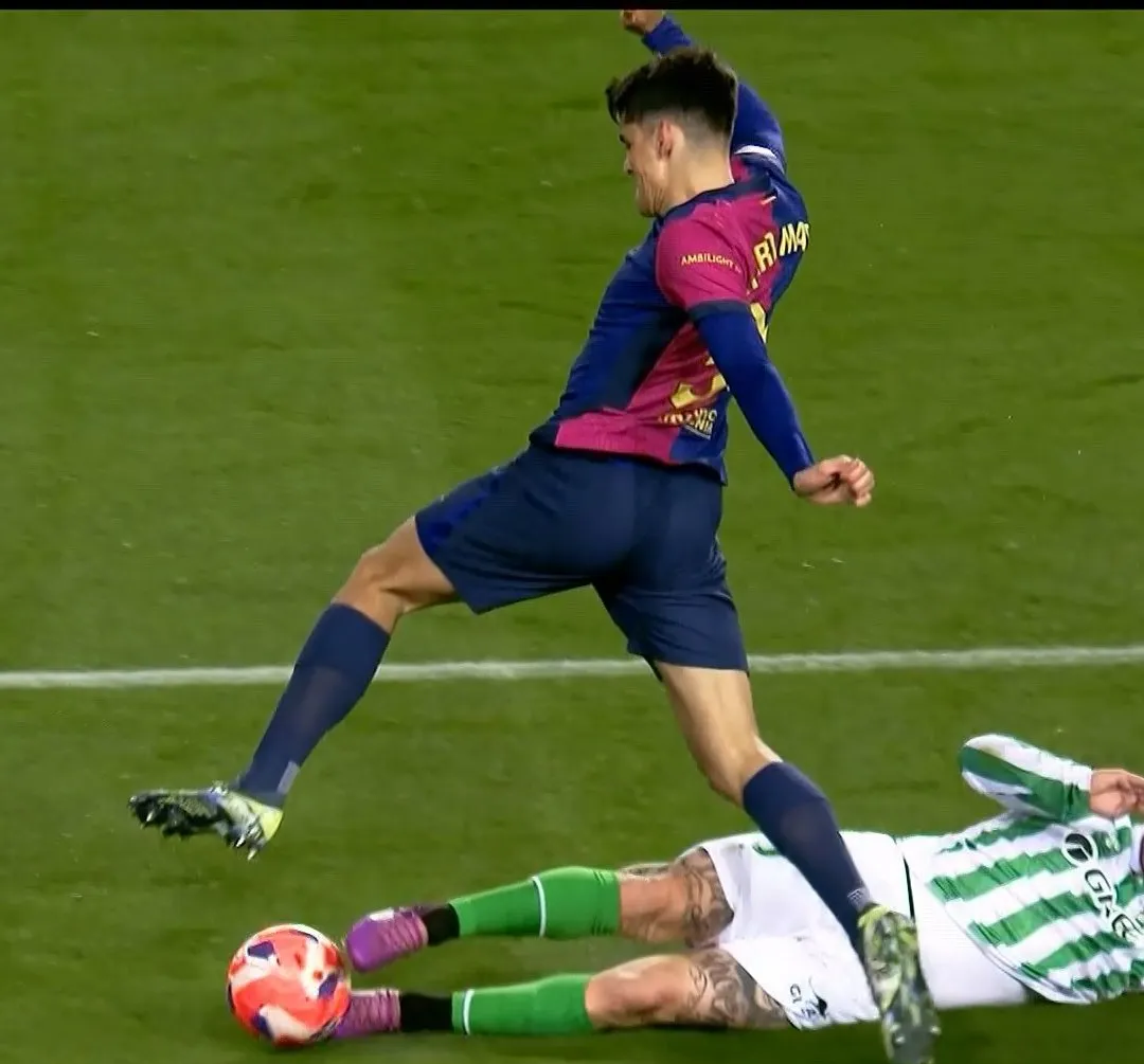 巴萨翻盘法国，C罗带队取胜