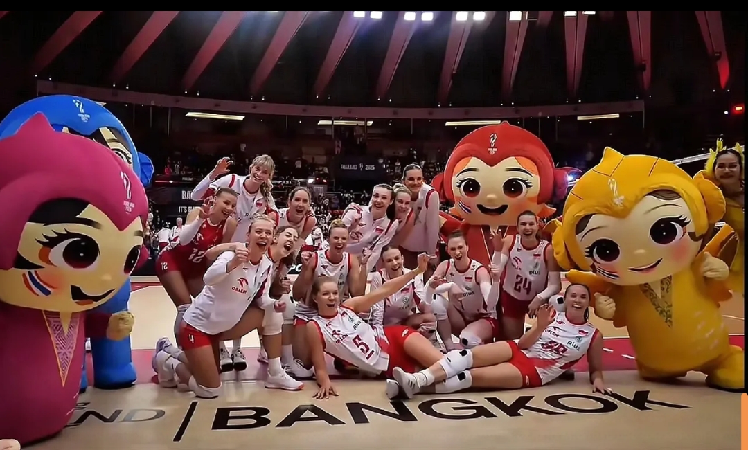 波兰队在激烈比赛中赢得胜利，晋级八强