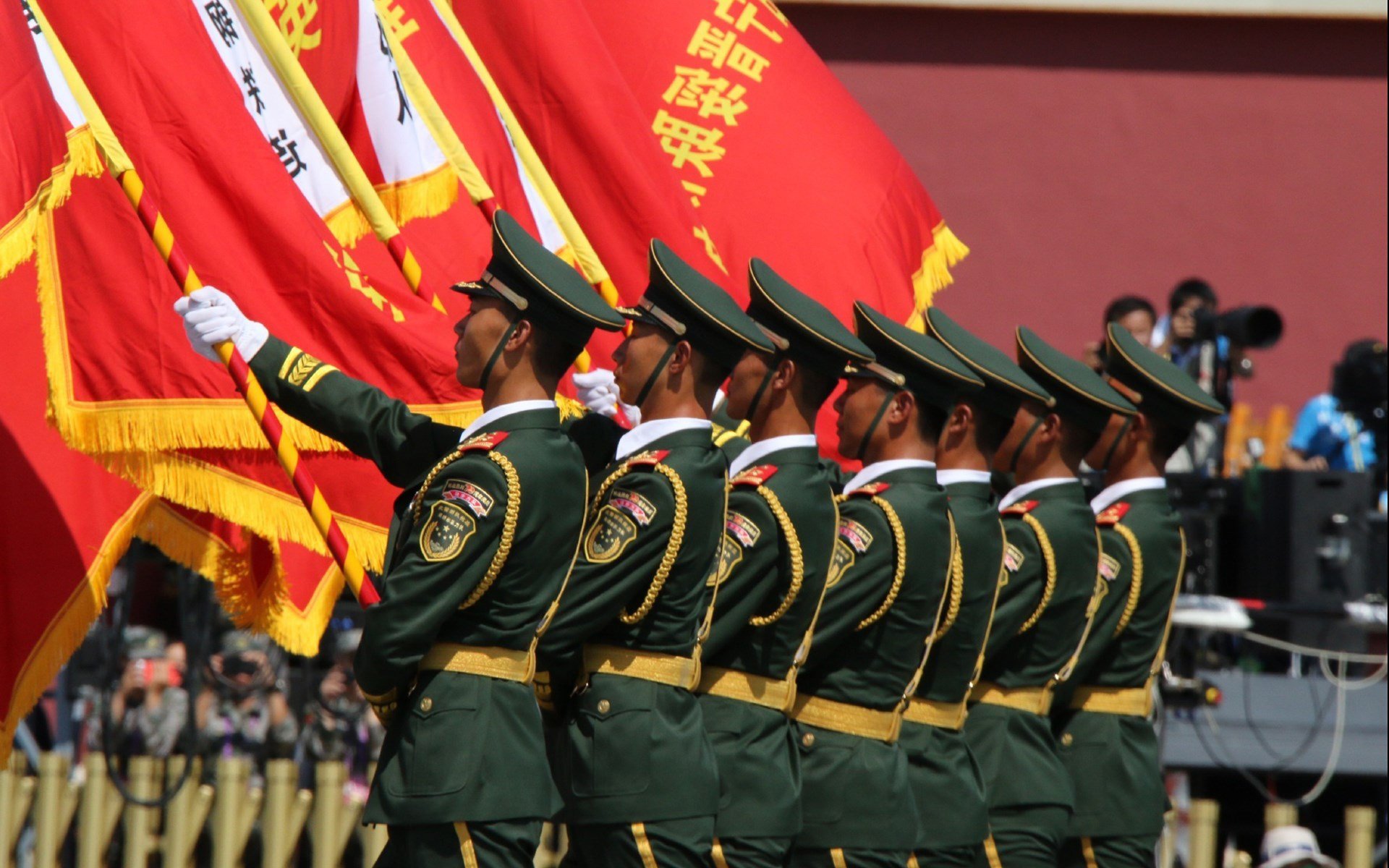 逆袭新纪元，王皓点亮科技与战术的赛场之夜